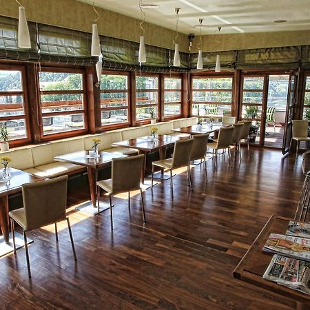 Hotel Pavla ピエシュチャニ エクステリア 写真